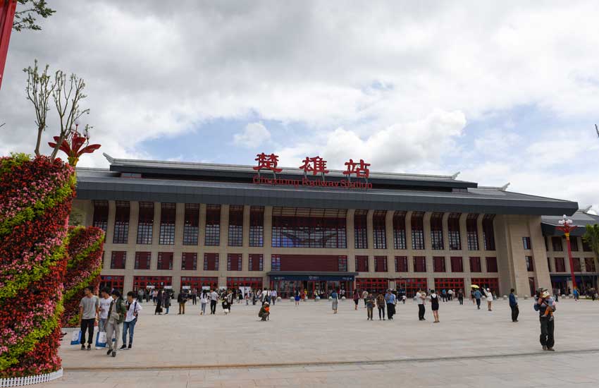 邯鄲到楚雄州物流公司-汽車配件運輸專線-直達不中轉